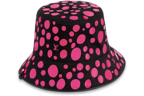 louis vuitton infinity hat.